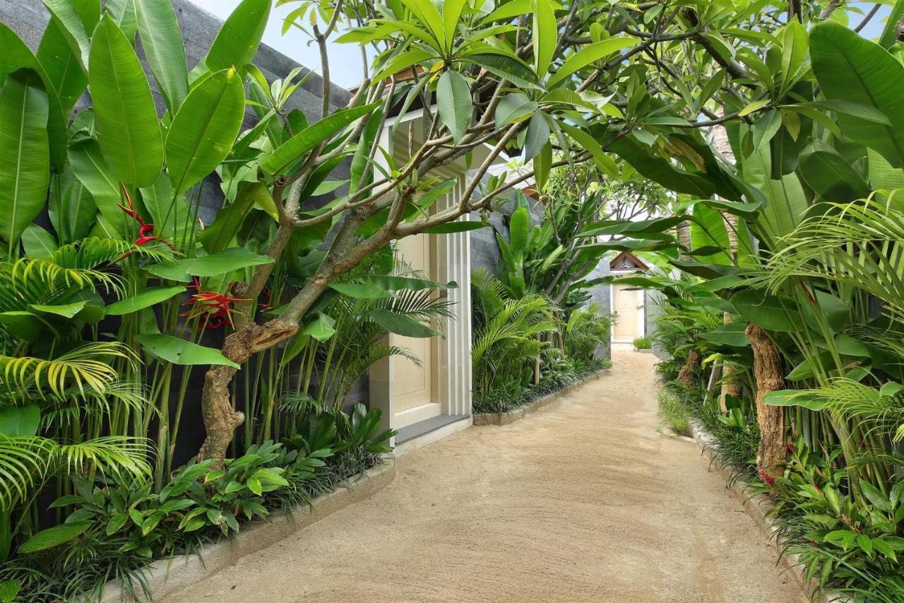 Astera Luxury Resort & Spa Canggu By Ini Vie Hospitality Extérieur photo