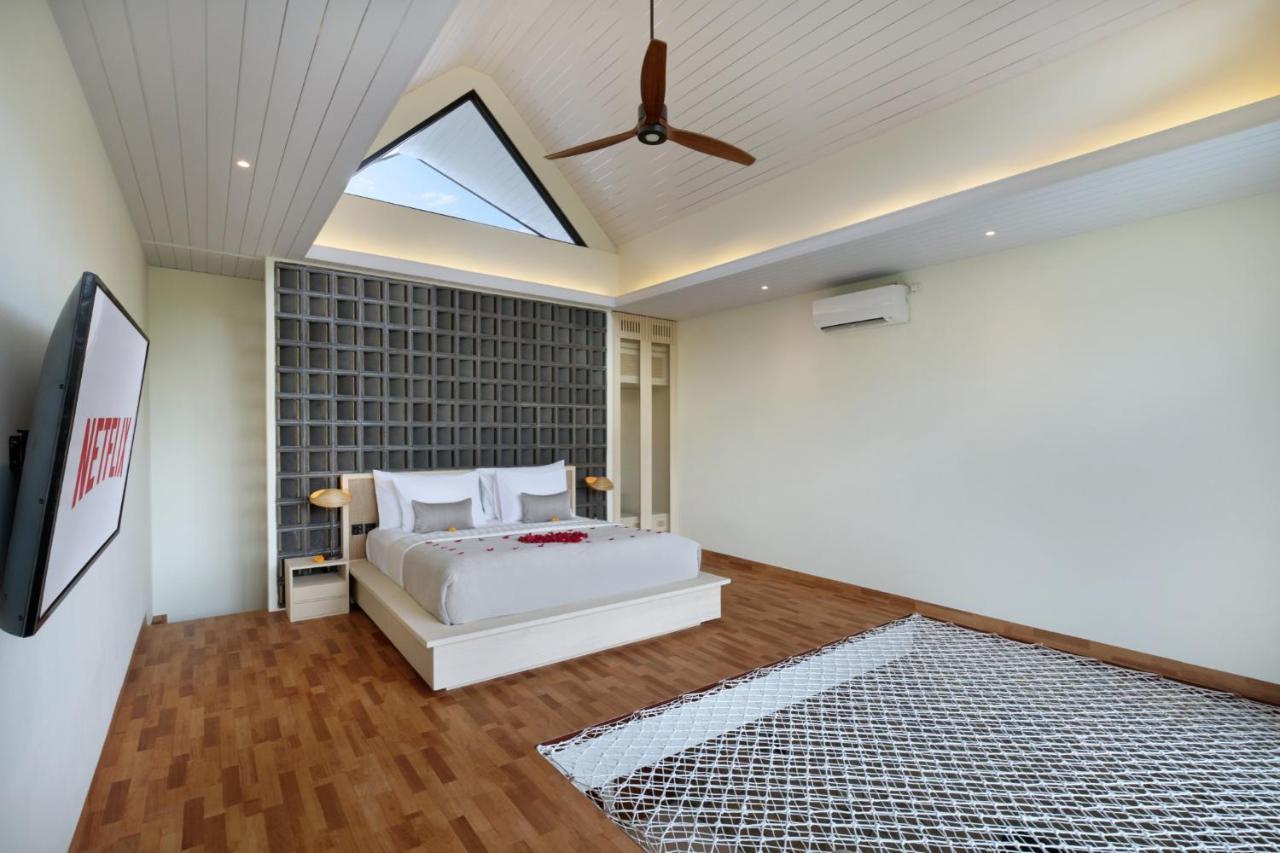 Astera Luxury Resort & Spa Canggu By Ini Vie Hospitality Extérieur photo