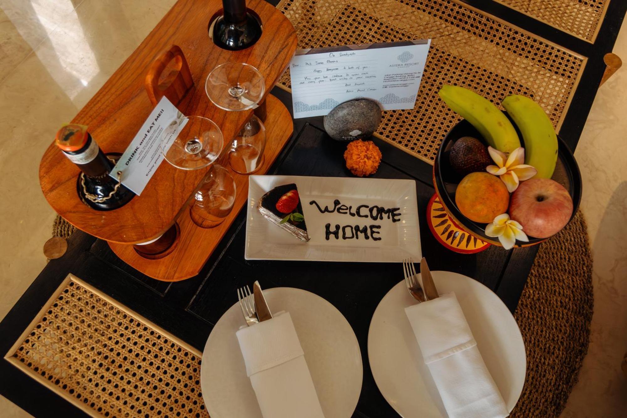 Astera Luxury Resort & Spa Canggu By Ini Vie Hospitality Extérieur photo