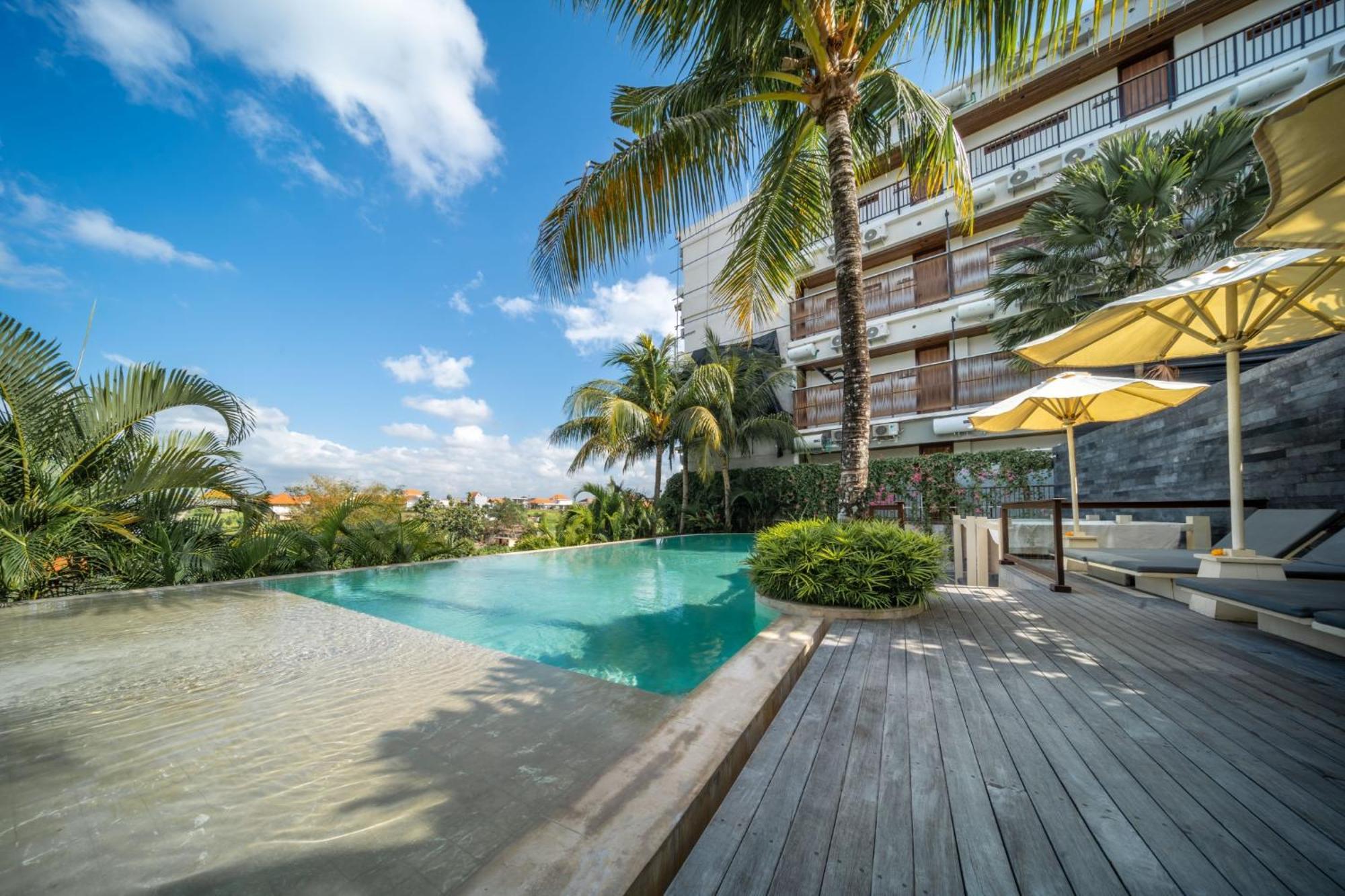 Astera Luxury Resort & Spa Canggu By Ini Vie Hospitality Extérieur photo